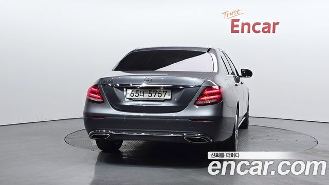 Mercedes-Benz E-Class W213 E200 Avantgarde - фото 2