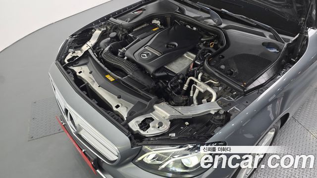Mercedes-Benz E-Class W213 E200 Avantgarde - фото 4