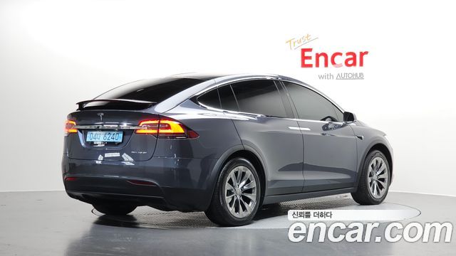 Tesla Model X Long Range - фото 0