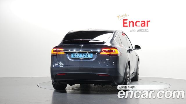 Tesla Model X Long Range - фото 2