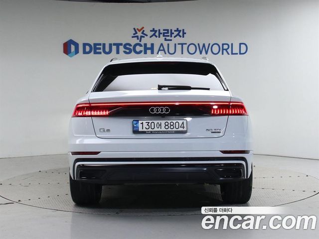Audi Q8 50 TDI Quattro Premium - фото 3