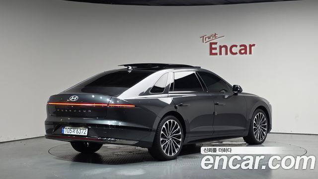 Hyundai Grandeur GN7, гибрид Calligraphy - фото 0