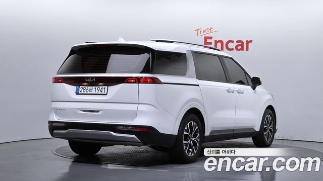Kia Carnival 4-го поколения 9-Seater Prestige - фото 0