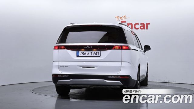 Kia Carnival 4-го поколения 9-Seater Prestige - фото 2