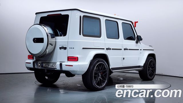 Mercedes-Benz G-Class AMG G63 - фото 1
