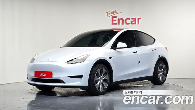 Tesla Model Y RWD - фото 0