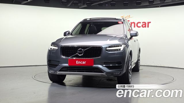 Volvo XC90 2-го поколения D5 Momentum - фото 2