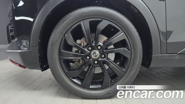 SsangYong Tivoli Gasoline 1.5 2WD R-PLUS Black - фото 4