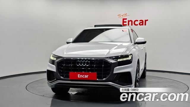 Audi Q8 50 TDI Quattro Premium - фото 2