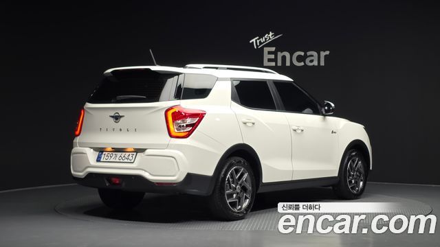 SsangYong Tivoli 1.5 A7 2WD - фото 1