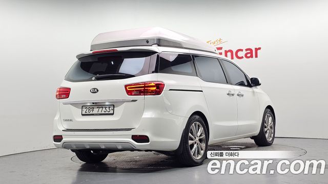 Kia Carnival Новый 9-Seater Noblesse Special - фото 1