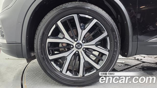 Renault Samsung QM6 Новый 2.0 LPe RE Signature 2WD - фото 4