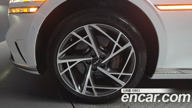 Genesis G90 RS4 Gasoline 3.5 Turbo e-S/C AWD - фото 3