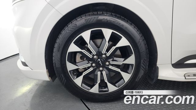 Kia Carnival 4-го поколения Gasoline 7-Seater Signature - фото 4