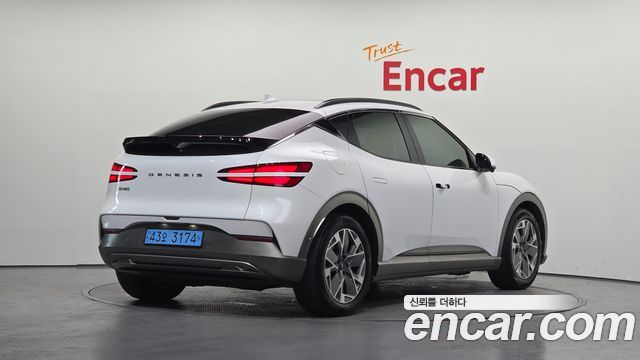 Genesis GV60 Standard - фото 1