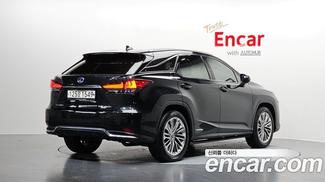 Lexus RX 450h 4-го поколения Executive - фото 0