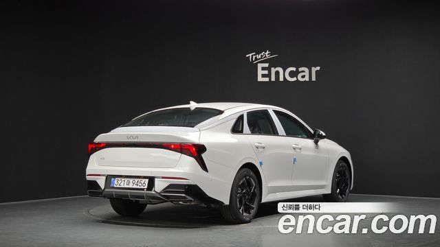 Kia K5 Новый 3-го поколения 2.0 Noblesse - фото 1