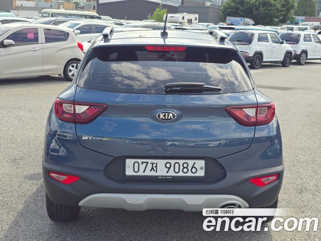 Kia Stonic Diesel 1.6 Prestige - фото 4