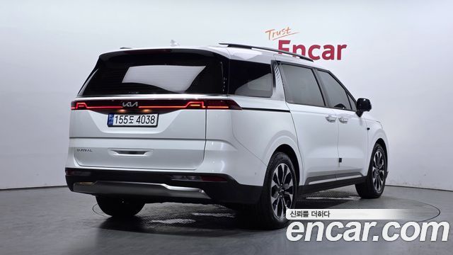 Kia Carnival 4-го поколения 9-Seater Noblesse - фото 1