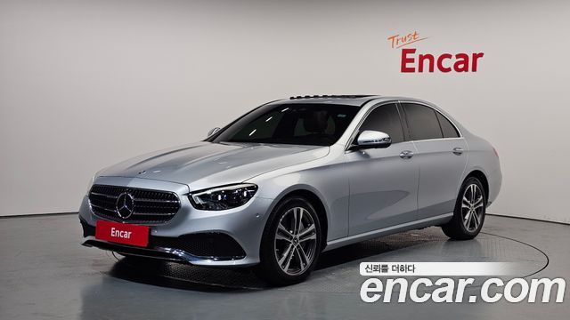 Mercedes-Benz E-Class W213 E350 4MATIC Avantgarde - фото 0