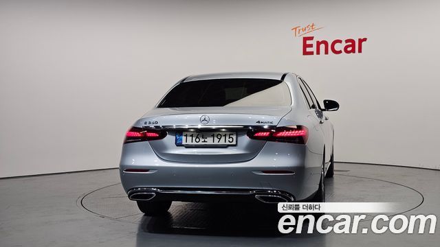Mercedes-Benz E-Class W213 E350 4MATIC Avantgarde - фото 3