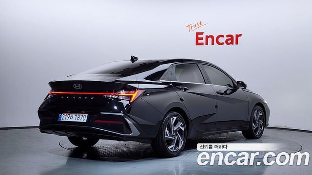 Hyundai Avante Новый CN7, гибрид Inspiration - фото 1