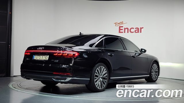 Audi A8 D5 60 TFSI Quattro LWB - фото 1
