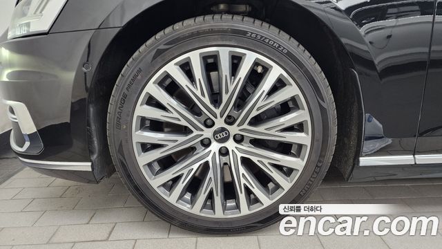 Audi A8 D5 60 TFSI Quattro LWB - фото 4