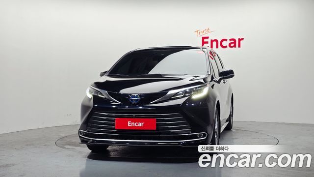 Toyota Sienna 4-го поколения 2.5 Hybrid AWD - фото 2