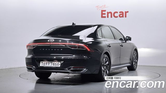 Hyundai Grandeur Новый IG, гибрид Exclusive - фото 1