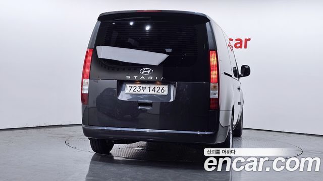 Hyundai Staria Tourer 11-Seater Smart - фото 3