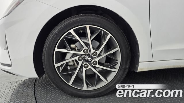 Hyundai Avante Новый AD 1.6 Style - фото 4