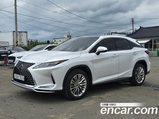 Lexus RX 4-го поколения Executive - фото 1