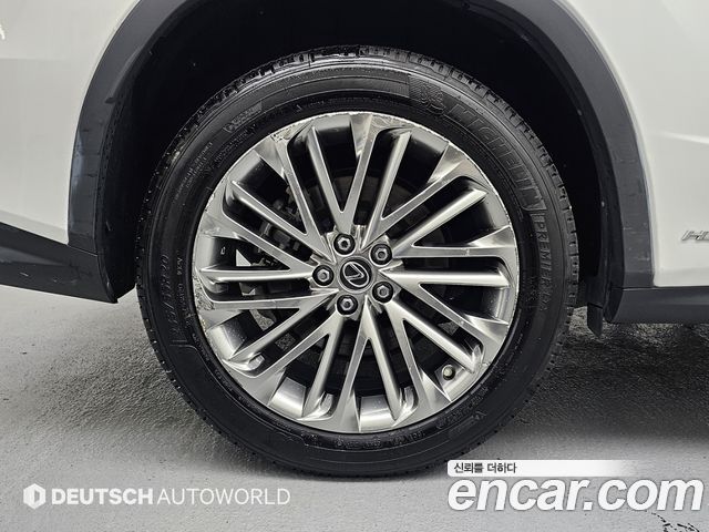Lexus RX 450h 4-го поколения Executive - фото 4