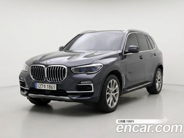 BMW X5 G05 xDrive 45e xLine - фото 1