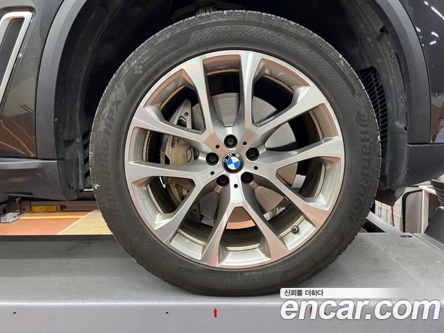 BMW X5 G05 xDrive 45e xLine - фото 4