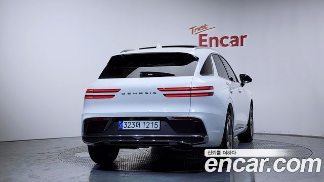 Genesis GV70 2.5T Gasoline AWD - фото 3