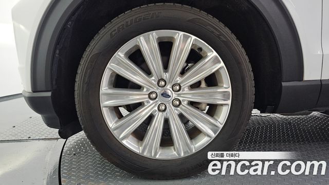 Ford Explorer 6-го поколения 2.3 LimIted 4WD - фото 3