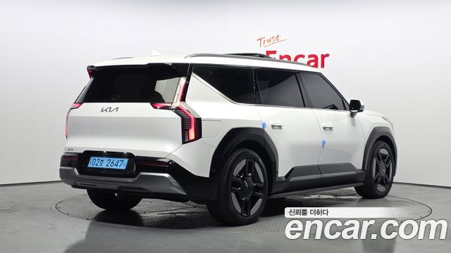Kia EV9 Long Range 4WD Earth - фото 1