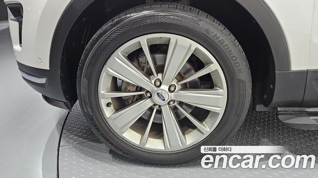 Ford Explorer 2.3 Limited 4WD 5th - фото 4