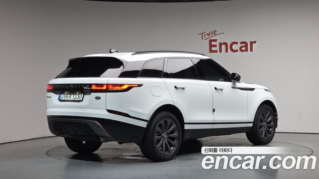 Land Rover Range Rover Velar 2.0 P250 R-Dynamic SE - фото 1