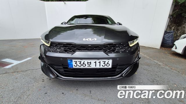 Kia K5 3-го поколения 2.0 Signature - фото 2