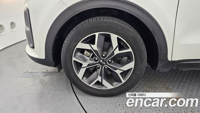 Kia Sportage Diesel 2.0 2WD Prestige - фото 4