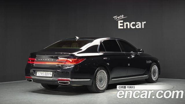 Genesis G90 5.0 AWD Prestige - фото 1