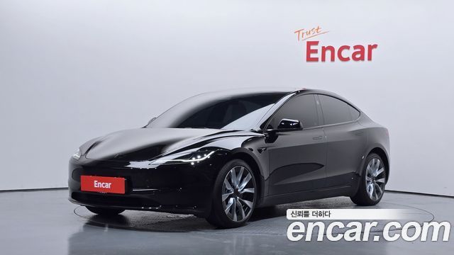 Tesla Model 3 Long Range AWD - фото 0