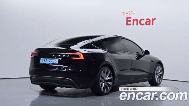 Tesla Model 3 Long Range AWD - фото 1