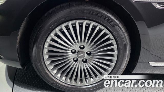 Genesis G90 3.8 AWD Luxury - фото 3