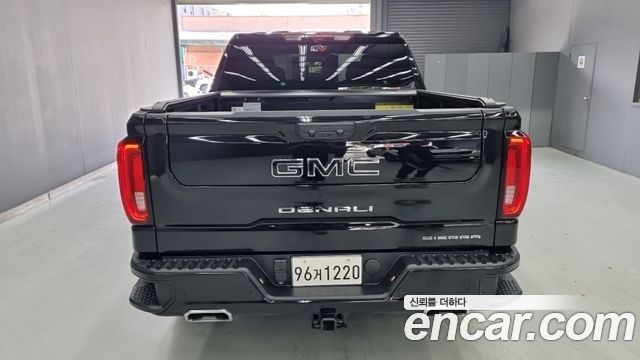GMC Sierra Denali - фото 2