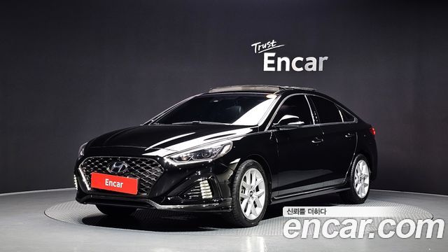 Hyundai Sonata 2.0 Turbo Exclusive - фото 0