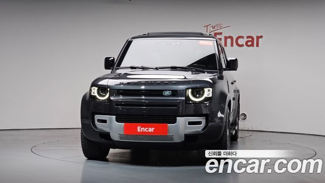 Land Rover Defender L663 110 D250 SE - фото 1